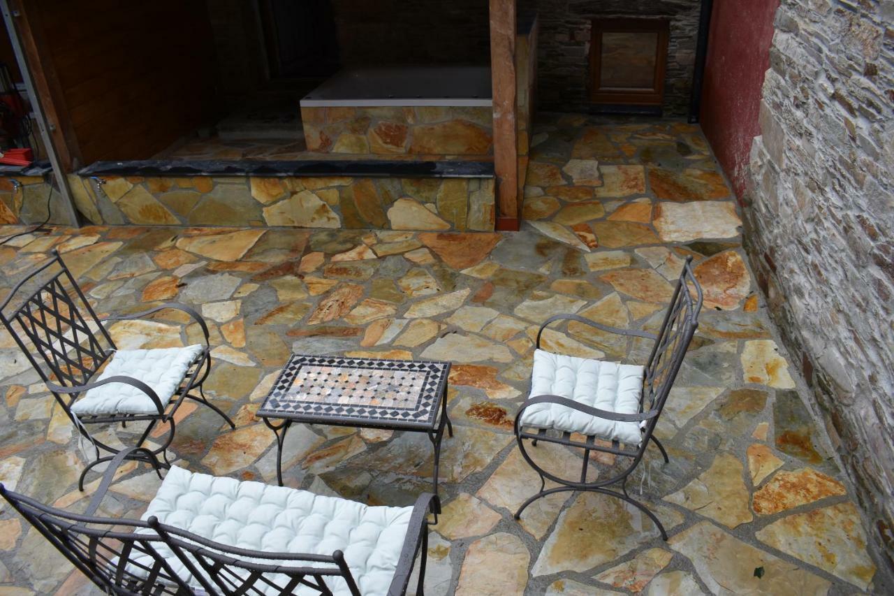 Apartamento Isabel Artemis Es San Tirso de Abres Exterior foto
