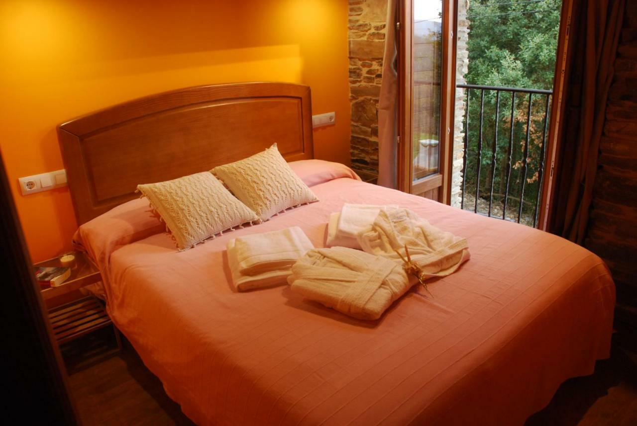 Apartamento Isabel Artemis Es San Tirso de Abres Exterior foto