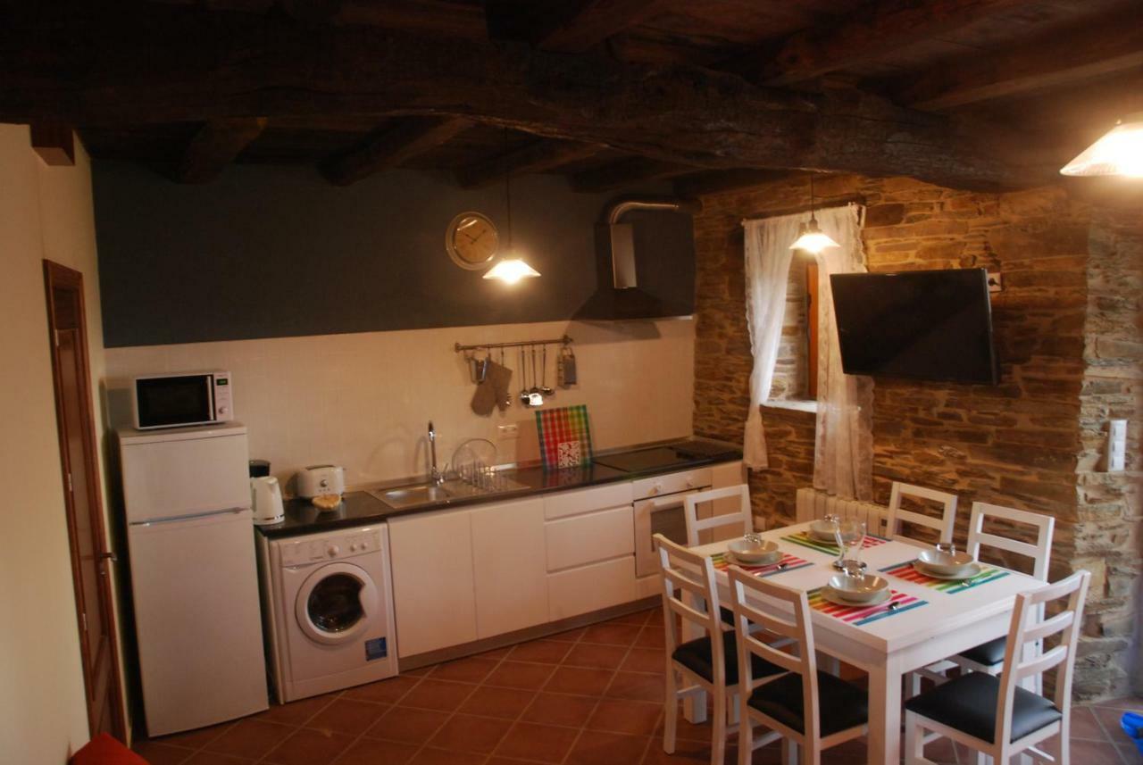 Apartamento Isabel Artemis Es San Tirso de Abres Exterior foto