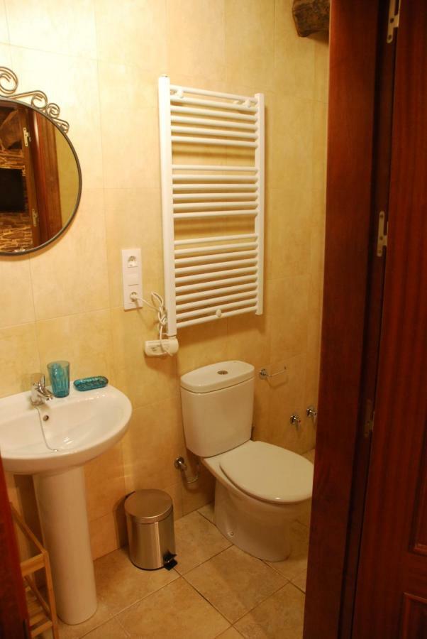 Apartamento Isabel Artemis Es San Tirso de Abres Exterior foto